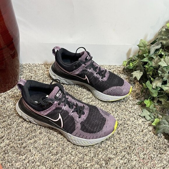 Nike Shoes React Infinity Run Flyknit 2 Purple Joker Black Running Womens Sz 8 - Picture 1 of 10